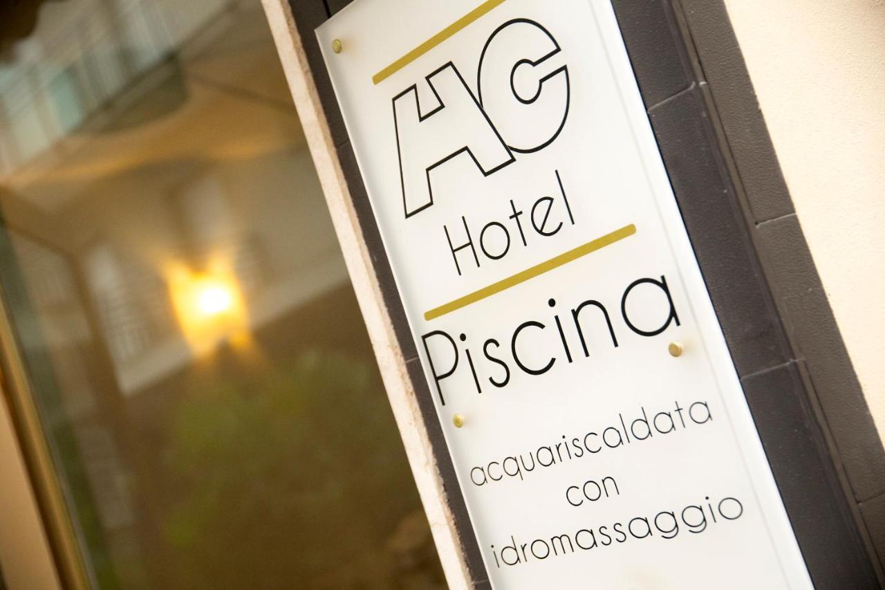 Hotel Condor-New 2024-Con Piscina Riccione Kültér fotó