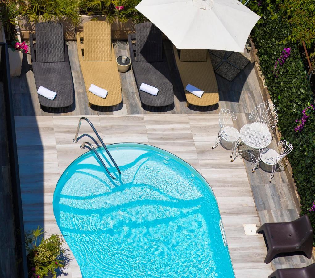 Hotel Condor-New 2024-Con Piscina Riccione Kültér fotó